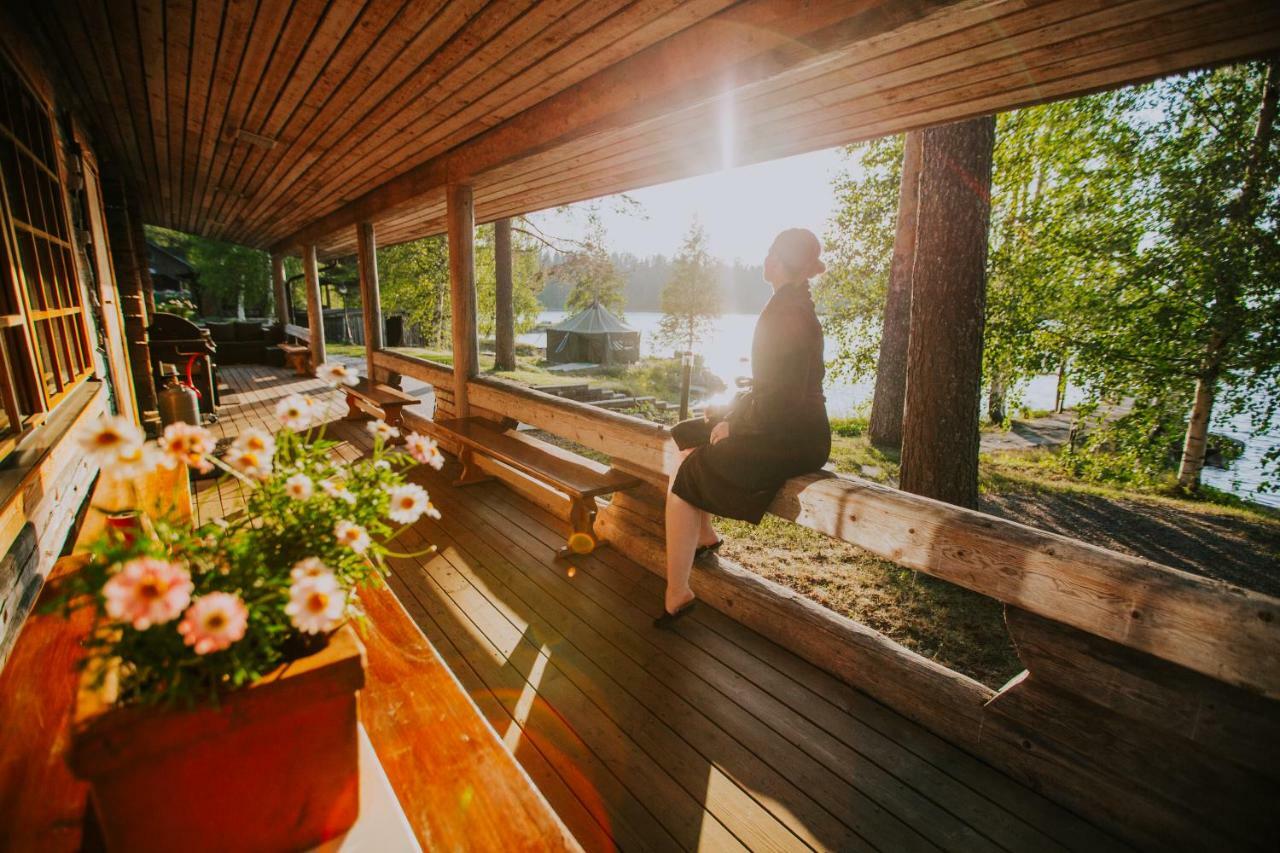 Revontuli Resort Glass Igloos Hankasalmi Екстериор снимка
